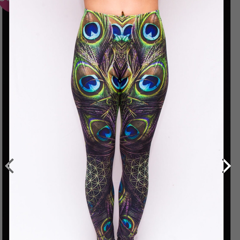 UV light reactive leggings, size M